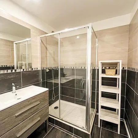 Bastyde - Check In H24 - Wifi * Villeurbanne